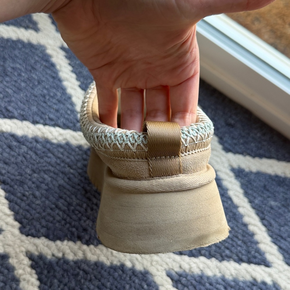 UGG Tasman platforms! - Picture 4 of 14